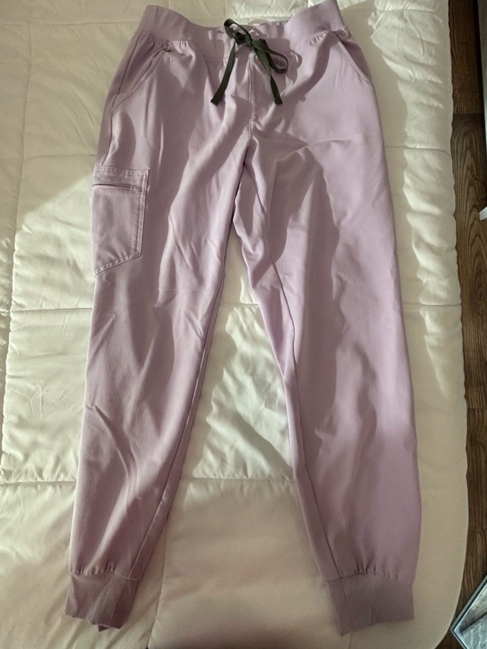 Figs Lavender High-waisted Zamora Jogger Scrub Bottoms